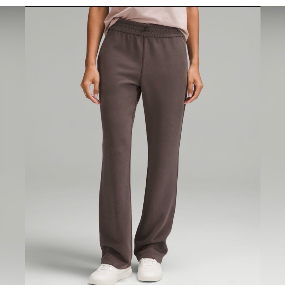 Lululemon softstreme high rise pant in espresso *regular